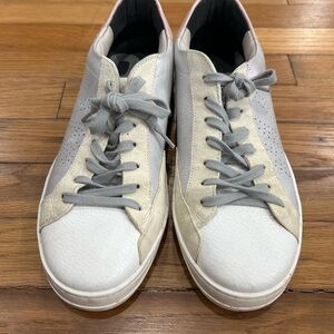 P448 Stylish White and Gray Sneakers; size 40